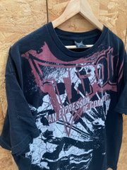 Vintage Y2K Tapout Expression of combat red & white print black t-shirt size XL