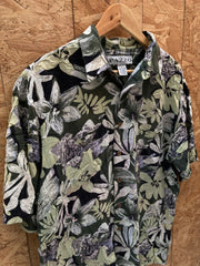 Vintage 90s rayon grey pastel green hibiscus pattern Hawaiian shirt size large