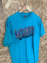 Vintage 80s turquoise green Sacramento USA souvenir single stitch t-shirt size XL