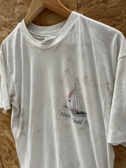 Thrashed Single Stitch Hanes "Nags Head NC" Graphic T-Shirt Size L White