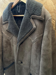 Mens Vintage 70s Afghan Sheepskin Shearling coat size large 42 by Bailey’s of Glastonbury