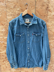 Vintage Y2K Levi's Men's M Light Wash Denim Western Shirt Long Sleeve Button Up