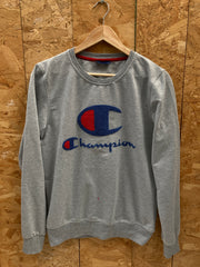 Vintage Y2K grey spell out Champion USA sweater size medium