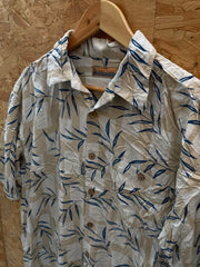 Vintage 90s 100% silk beige grey bamboo pattern Hawaiian shirt size large