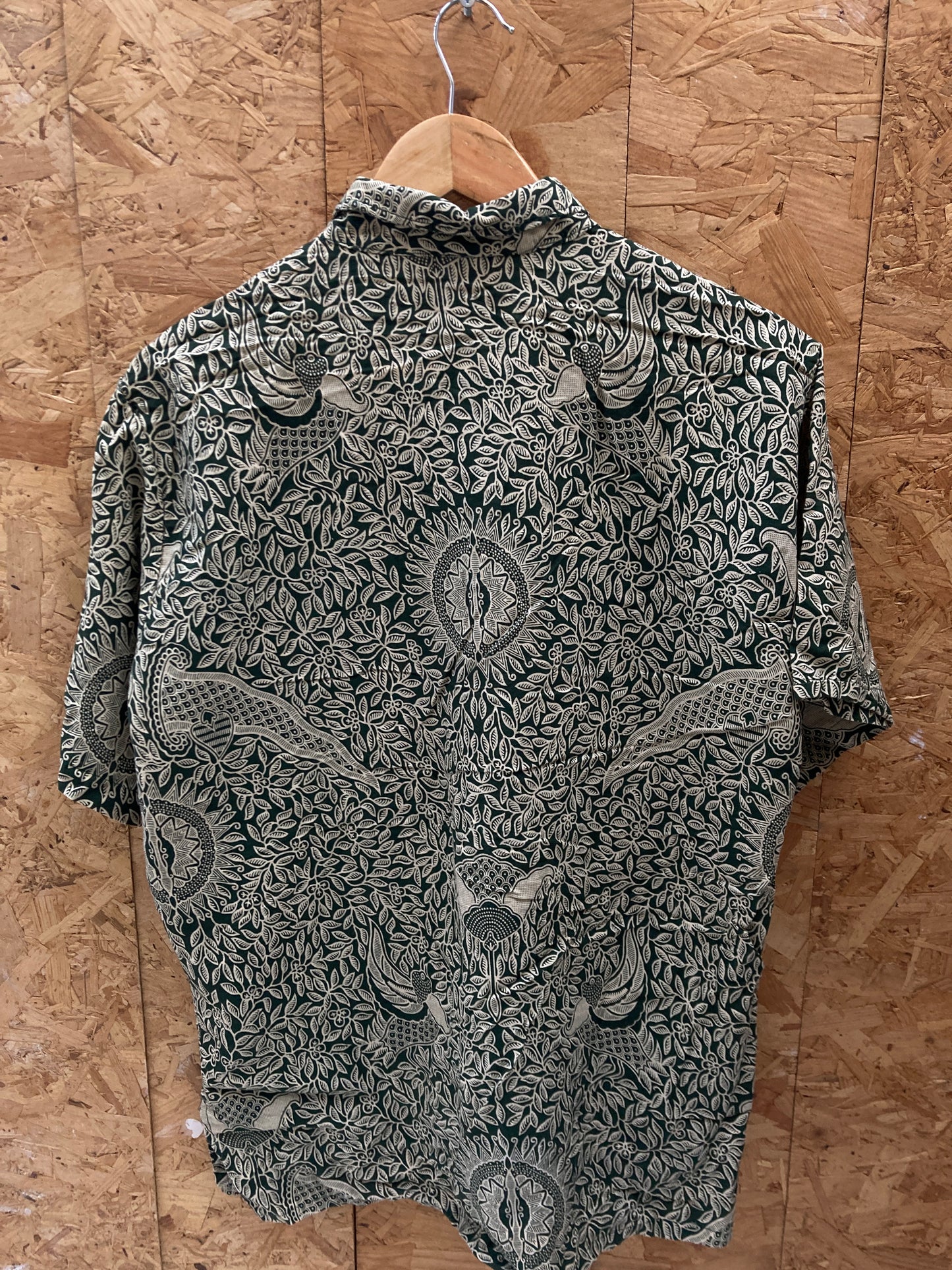 Vintage 90s olive batik paisley block print pattern cotton shirt size medium