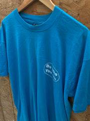Vintage 95 blue Be Who You Are quirky single stitch souvenir t-shirt size XL