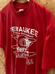 Vintage 90s Pewaukee Youth Volleyball souvenir single stitch red t-shirt size XL