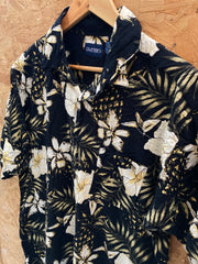 Vintage Y2K black magnolia hibiscus pattern rayon Hawaiian shirt size large