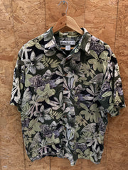 Vintage 90s rayon grey pastel green hibiscus pattern Hawaiian shirt size large