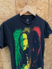 Vintage Y2K Bob Marley souvenir black green yellow t-shirt size small by Zion