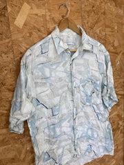 Vintage 90s white light blue geometric abstract Pastel Watercolour Print Shirt size XL