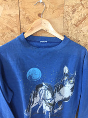Vintage 90s blue unisex Wolf nature scene crew neck sweater size medium