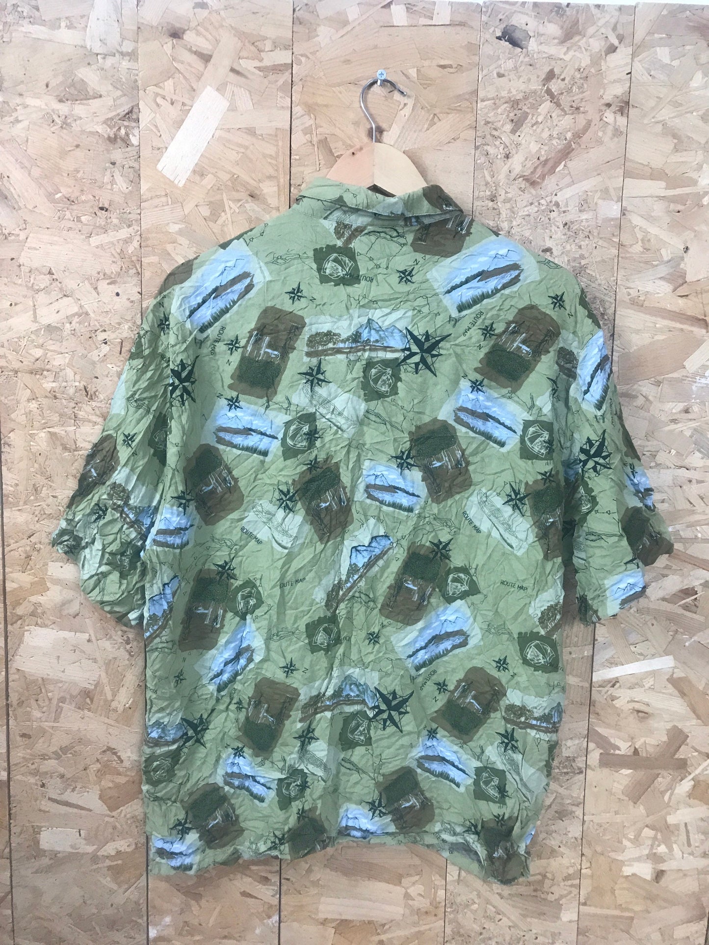 Vintage 90s Olive green grungy map print crazy pattern hawaiian style beach party festival shirt size large
