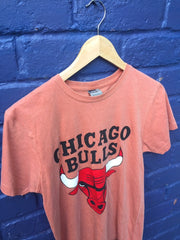 Vintage 90s Chicago Bulls USA peach t shirt size small by jerzees