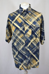 Vintage 90s beige navy blue Wavy Ugly Check Pattern Abstract Print Shirt size XL