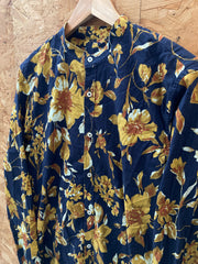 Vintage Y2K navy mustard floral pattern long sleeve mao collar shirt size medium