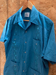 Vintage 90s turquoise Guayabera embroidered latino shirt size L by H.Patterson
