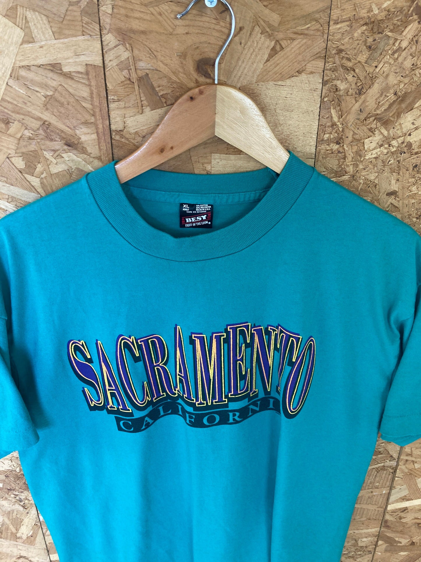 Vintage 80s turquoise green Sacramento USA souvenir single stitch t-shirt size XL