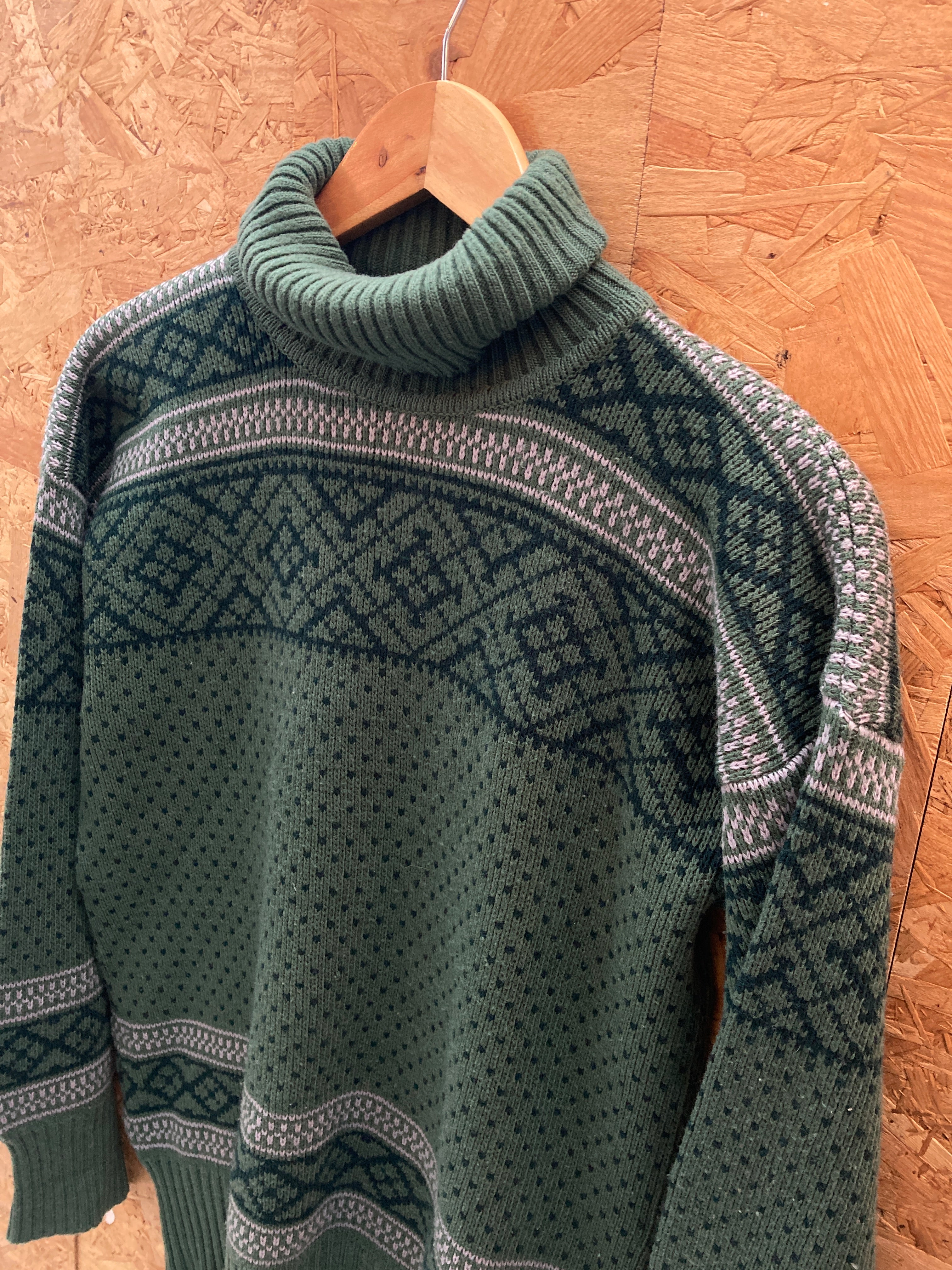 Vintage 90s Acrylic wool mix green nordic pattern roll neck jumper size 38 small