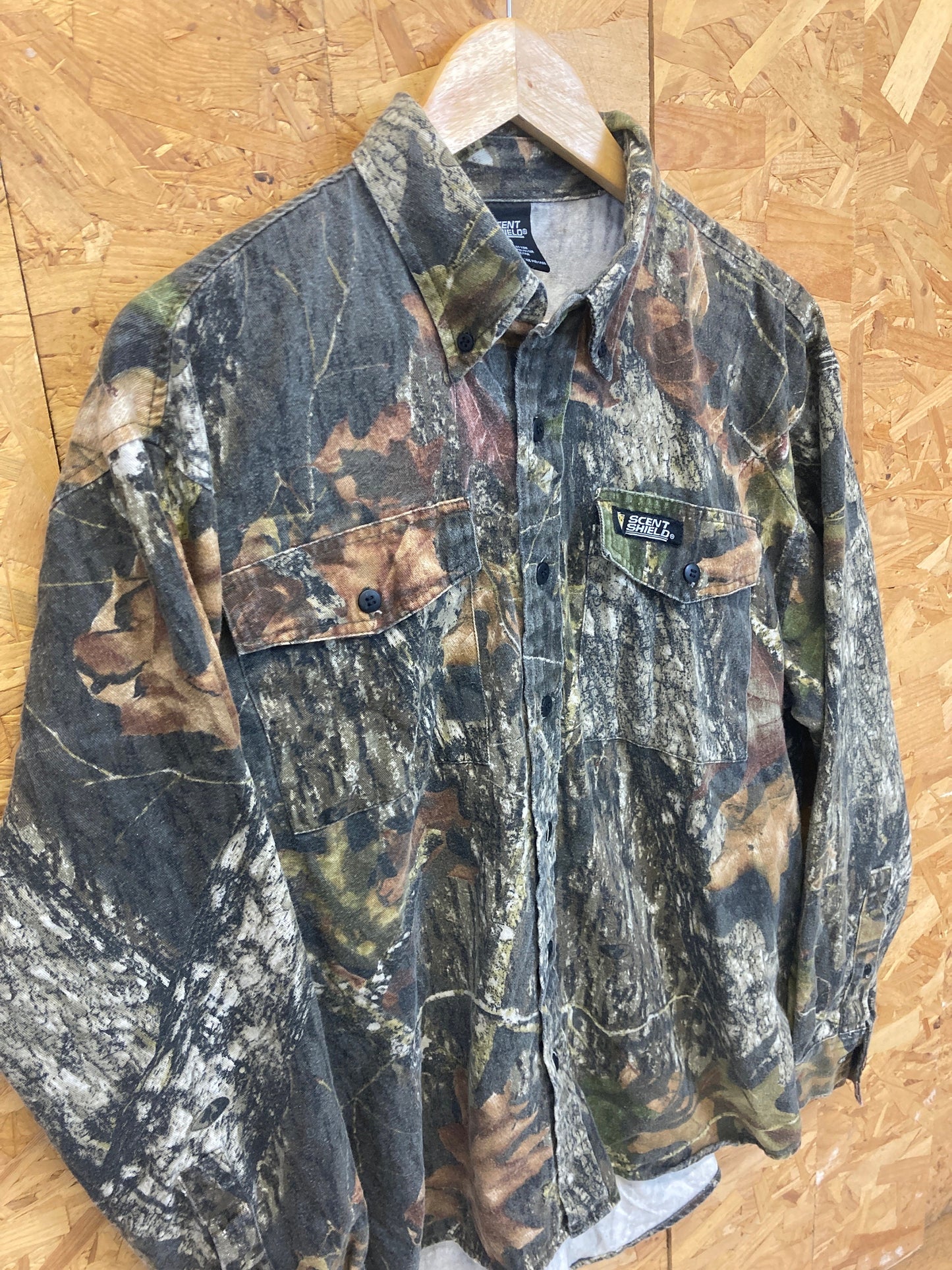 Vintage Y2K Scent Shield Realtree Mossy Oak style realistic camo beige green brown hunting shirt siz