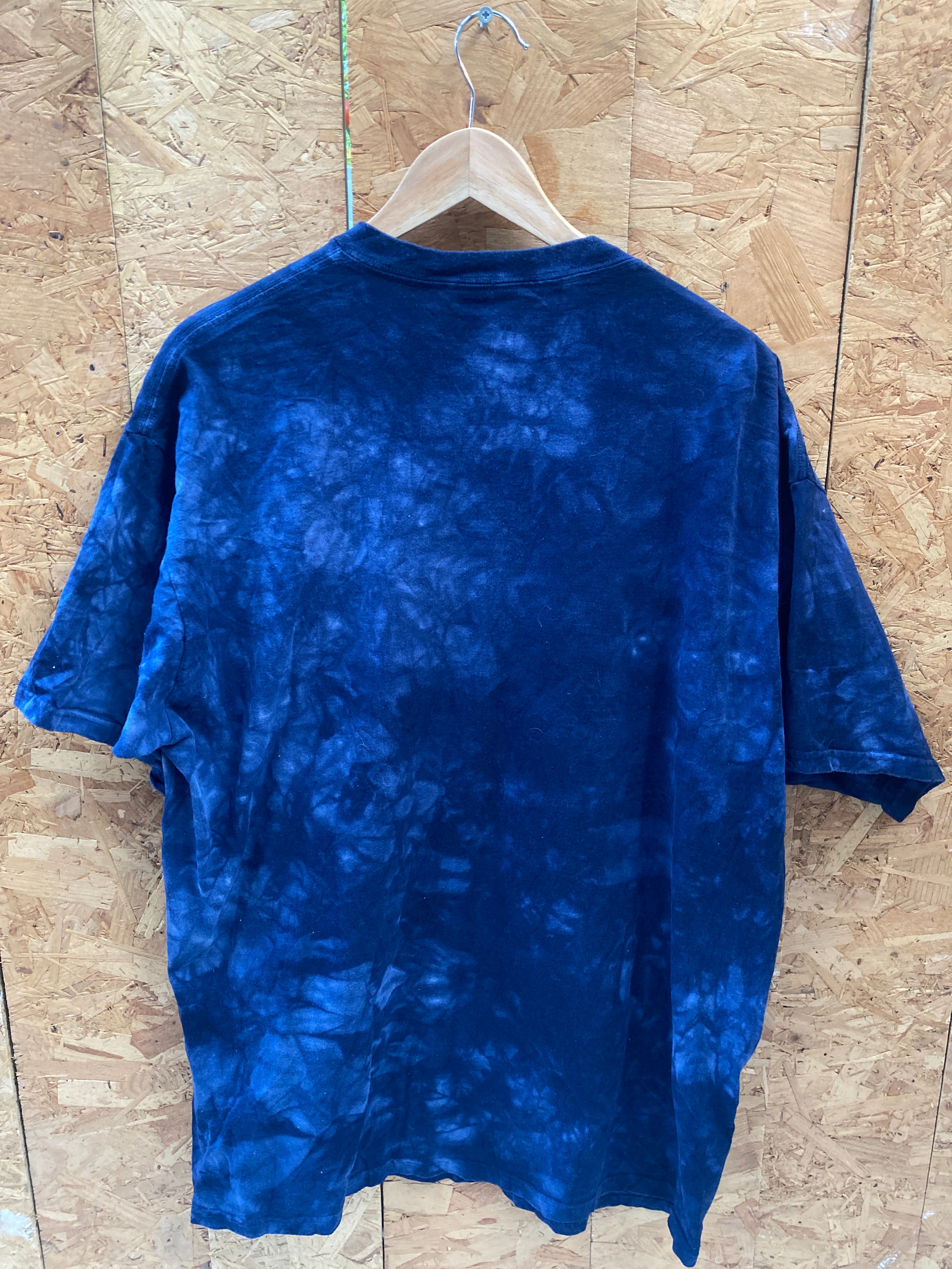 Vintage 90 The Mountain USA blue tie dye cave man art print t-shirt size XL