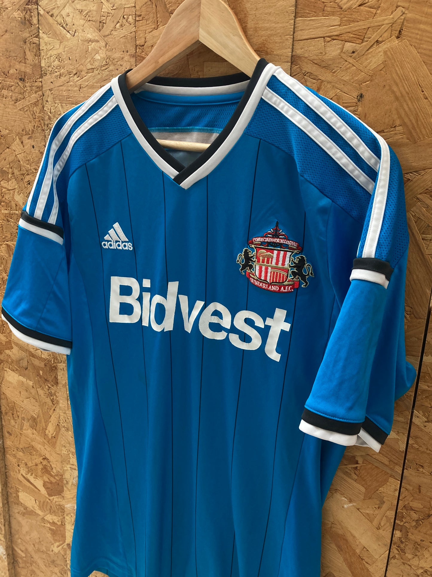 Vintage Sunderland Away 3rd kit shirt size medium by Adidas