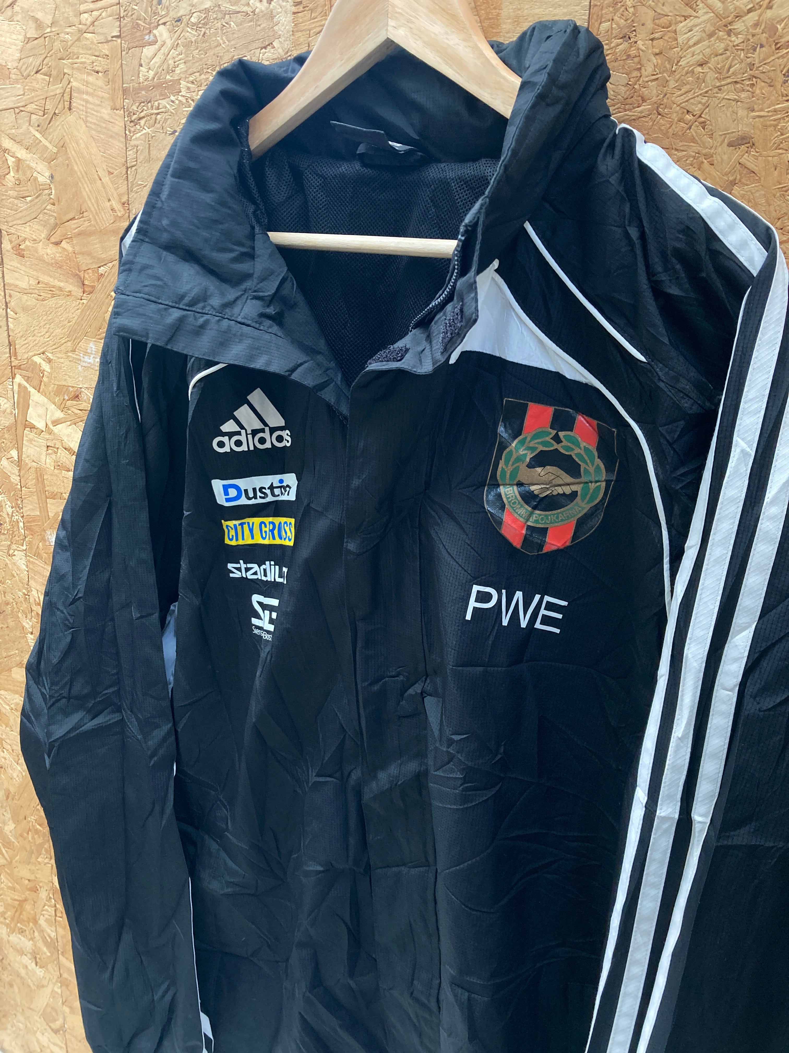 Vintage Adidas black white City Gross football squad windbreaker jacket size XL
