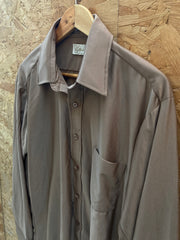 Vintage 70s beige coffee tan polyester plain satin shirt size large by Qian