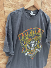 Vintage Def Leppard Rock Brigade Tour 2018 T-Shirt Charcoal Gray 2XL