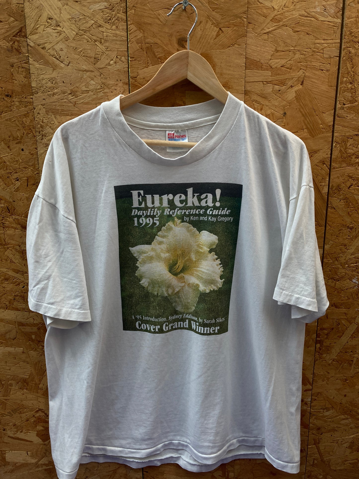 Vintage 90s quirky book launch Eureka single stitch t-shirt size XL by Hanes