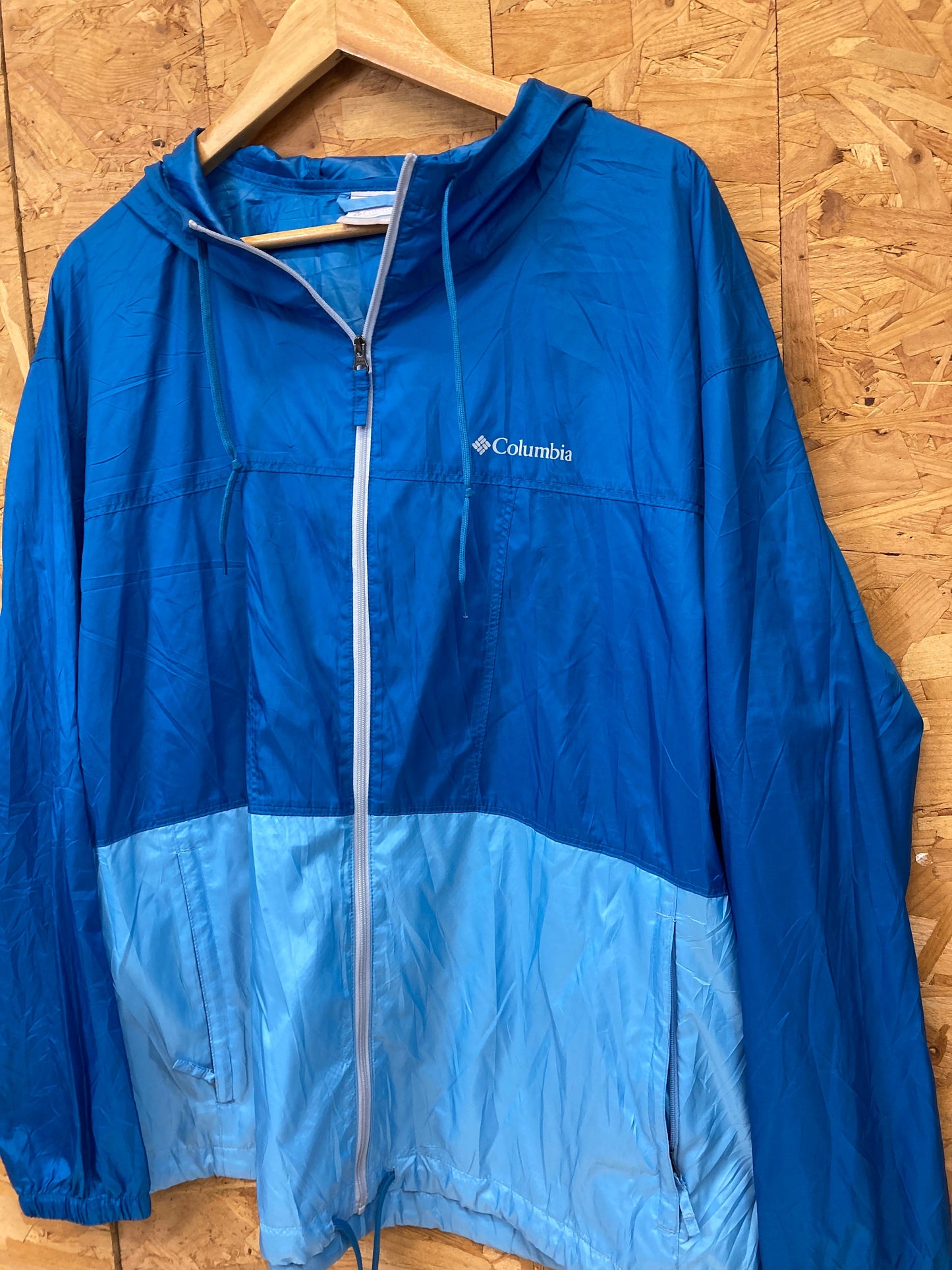 Vintage Y2K Columbia two tone blue waterproof lightweight rain jacket size XXL