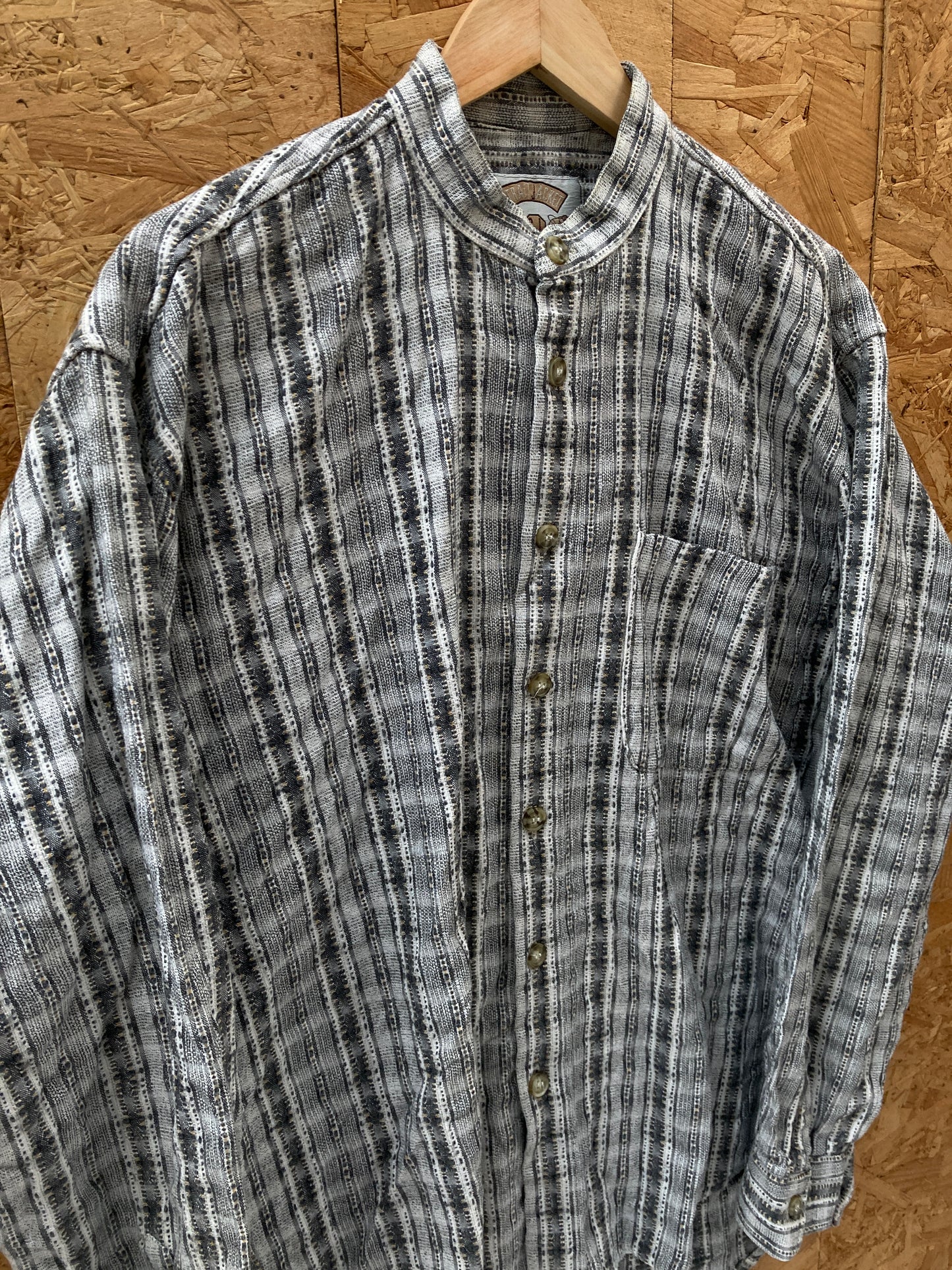 Vintage 90s beige brown ethnic striped pattern long sleeve flannel shirt size XL