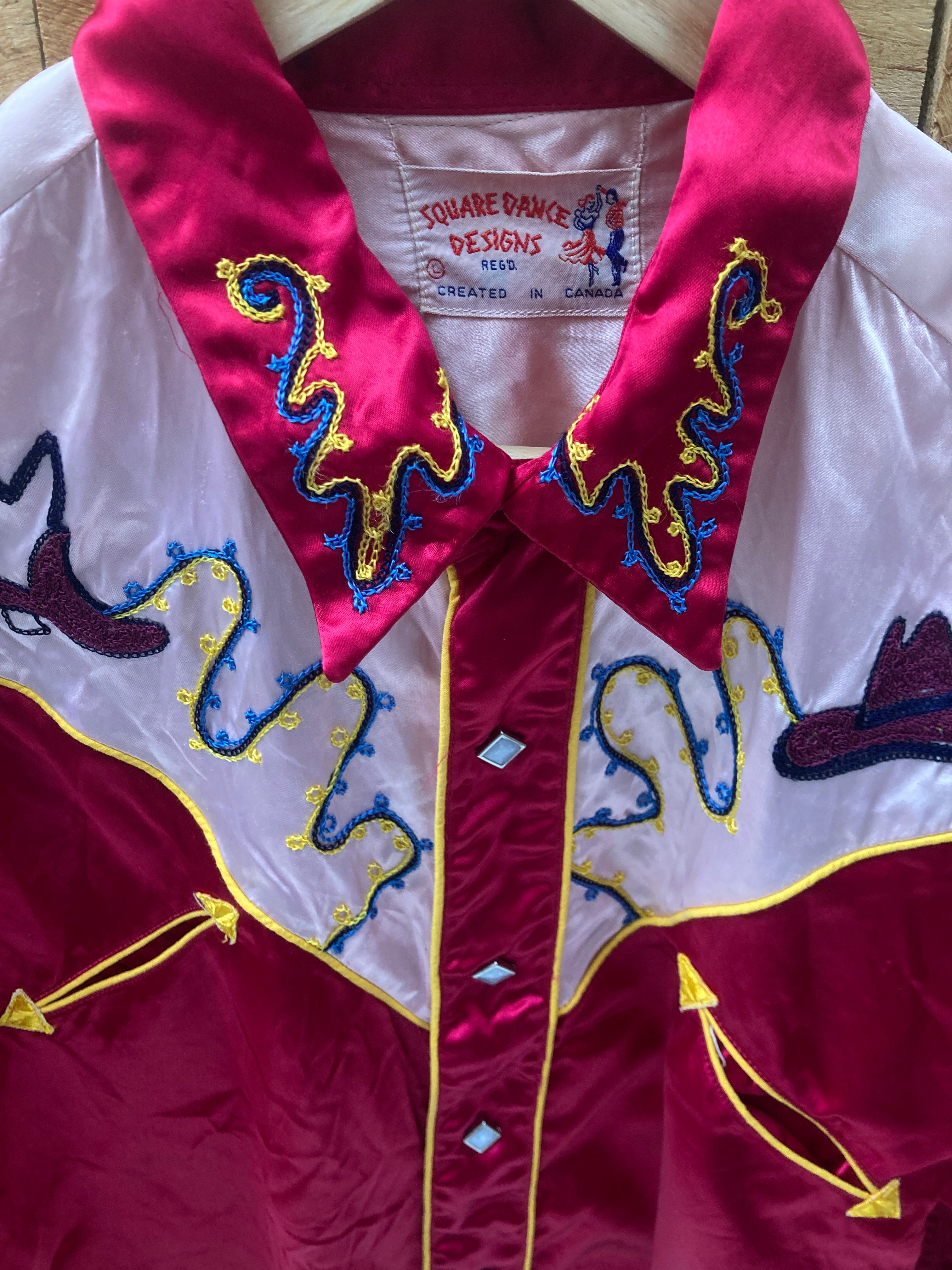 Vintage 50s satin red beige southwestern cowboy stage shirt size large