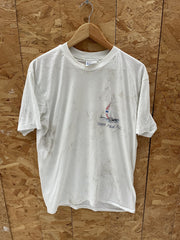 Thrashed Single Stitch Hanes "Nags Head NC" Graphic T-Shirt Size L White