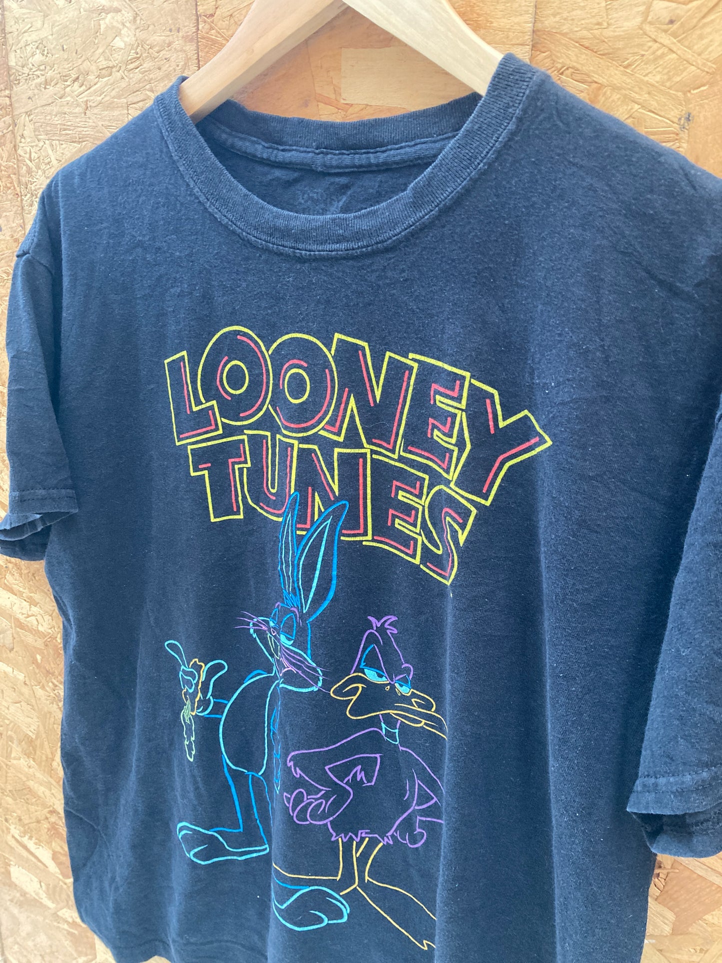 Vintage Y2K Loony Tunes neon light effect black souvenir t-shirt size large