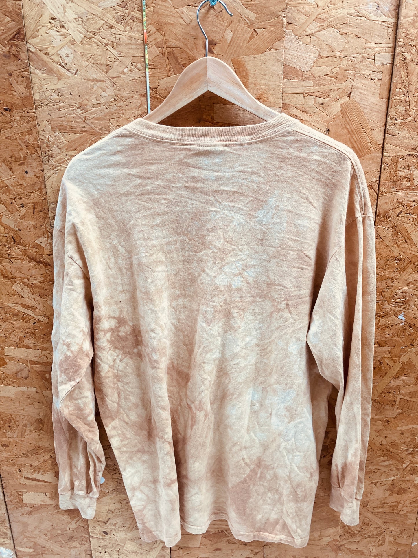 Vintage 90s The Mountain beige tie dye wolf sundial long sleeve t-shirt size L