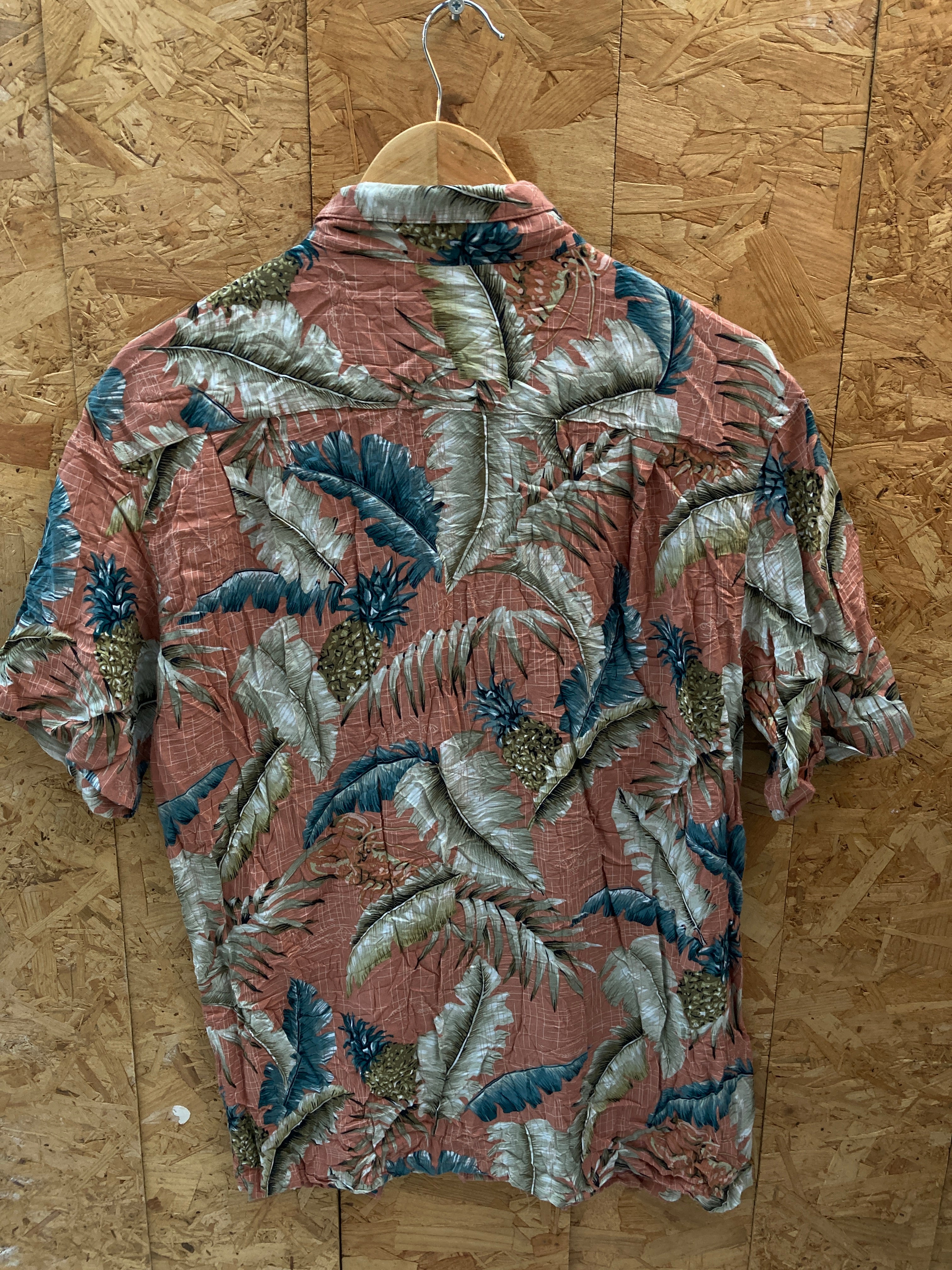 Vintage 90s rayon coral blue grey leaf pattern Hawaiian shirt size M by Campia