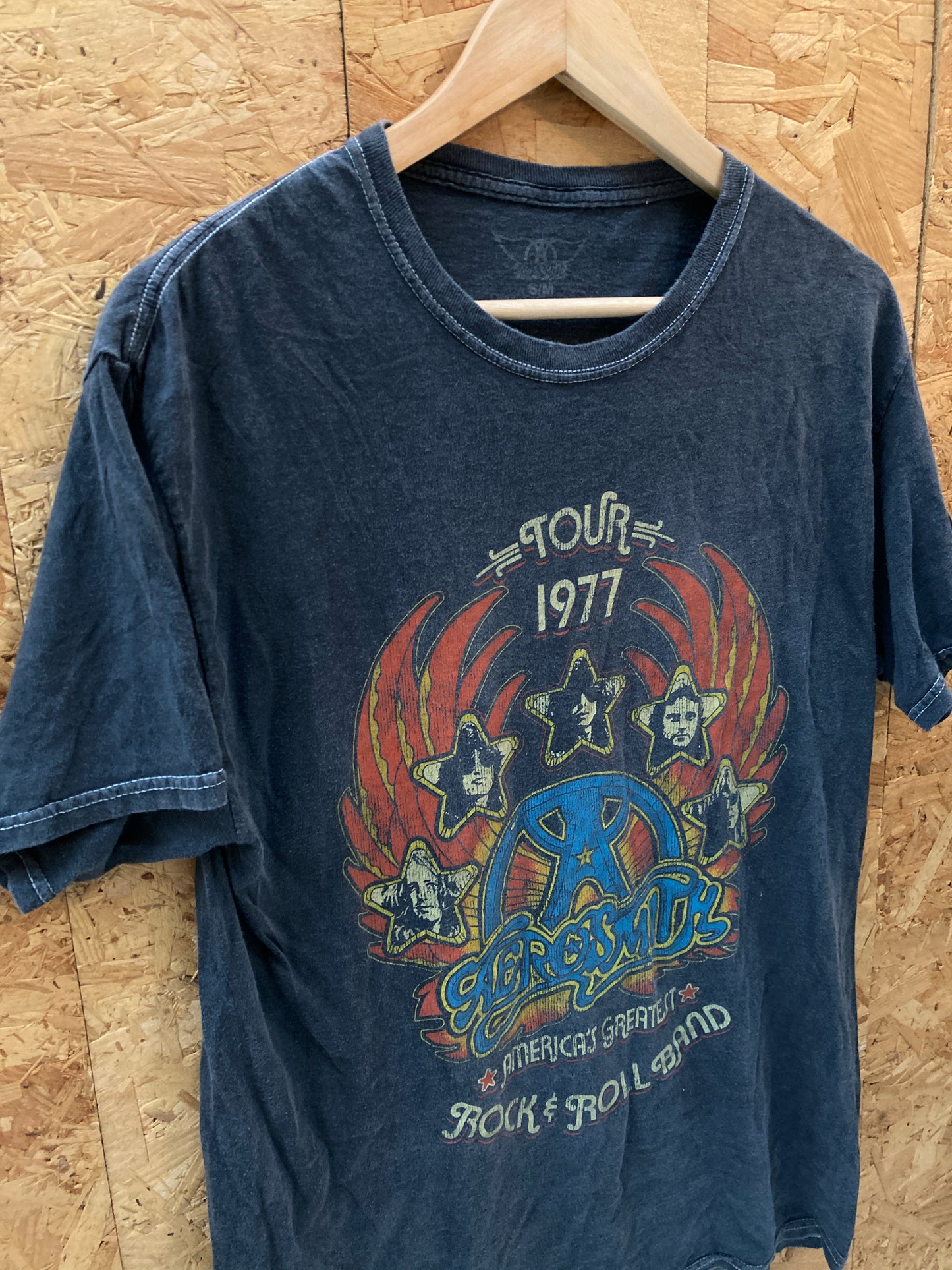 Aerosmith faded thrashed vintage t-shirt size medium