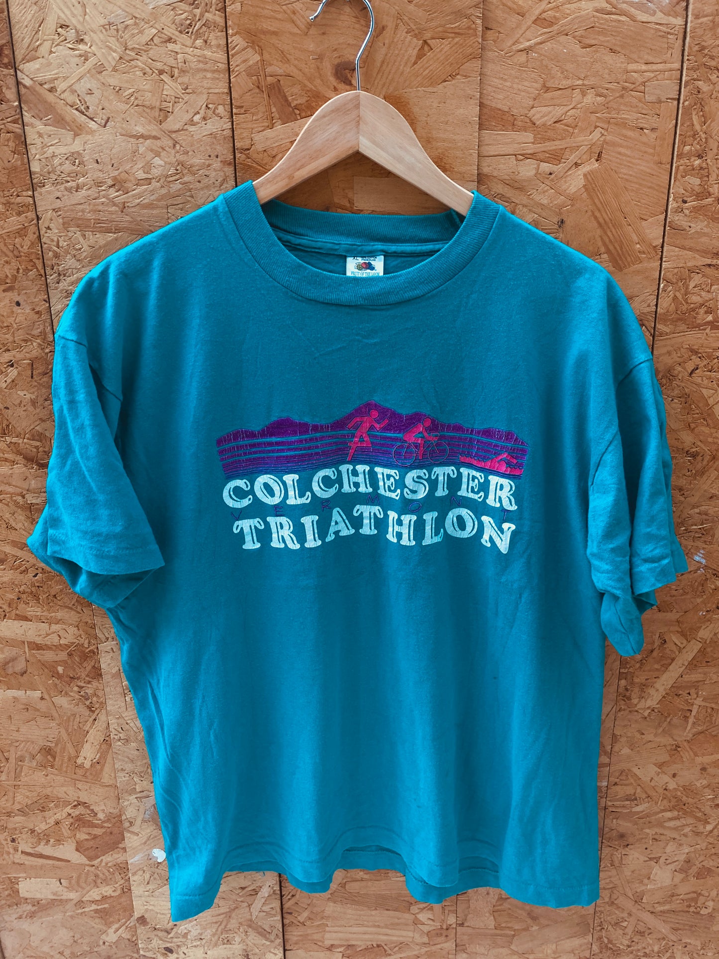 Vintage 90s Colchester Triathlon USA single stitch souvenir turquoise tshirt  XL