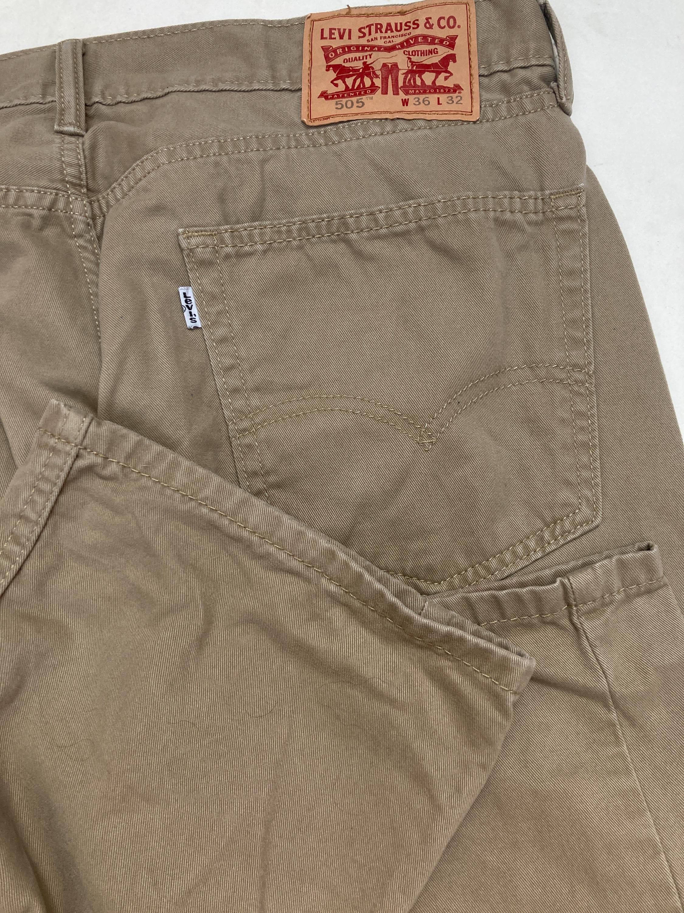 Vintage Y2K beige Levi’s 505 beige chino brushed cotton pants jeans W36” L32”