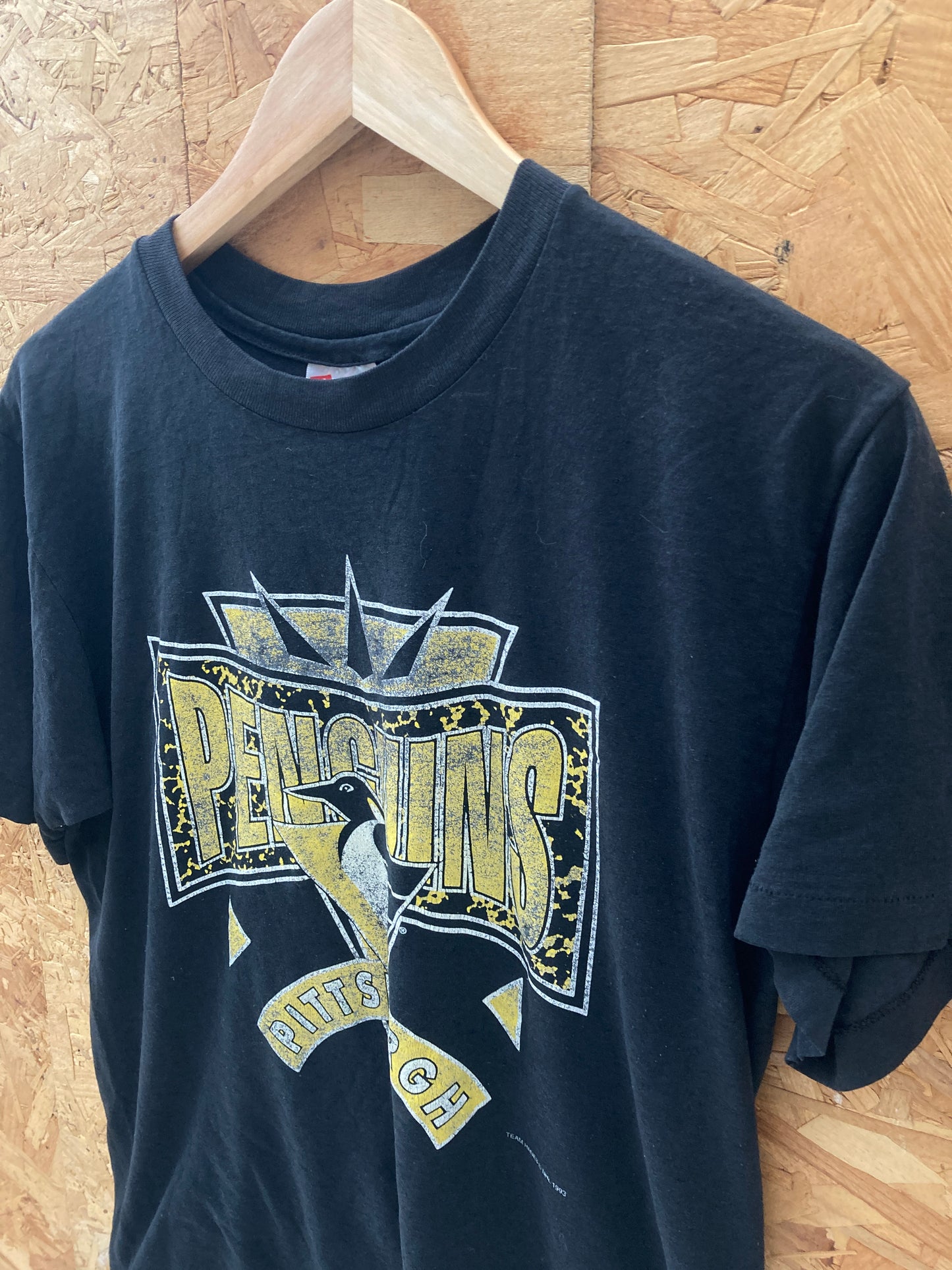 Vintage 93 Pittsburgh Penguins souvenir single stitch black t-shirt size small