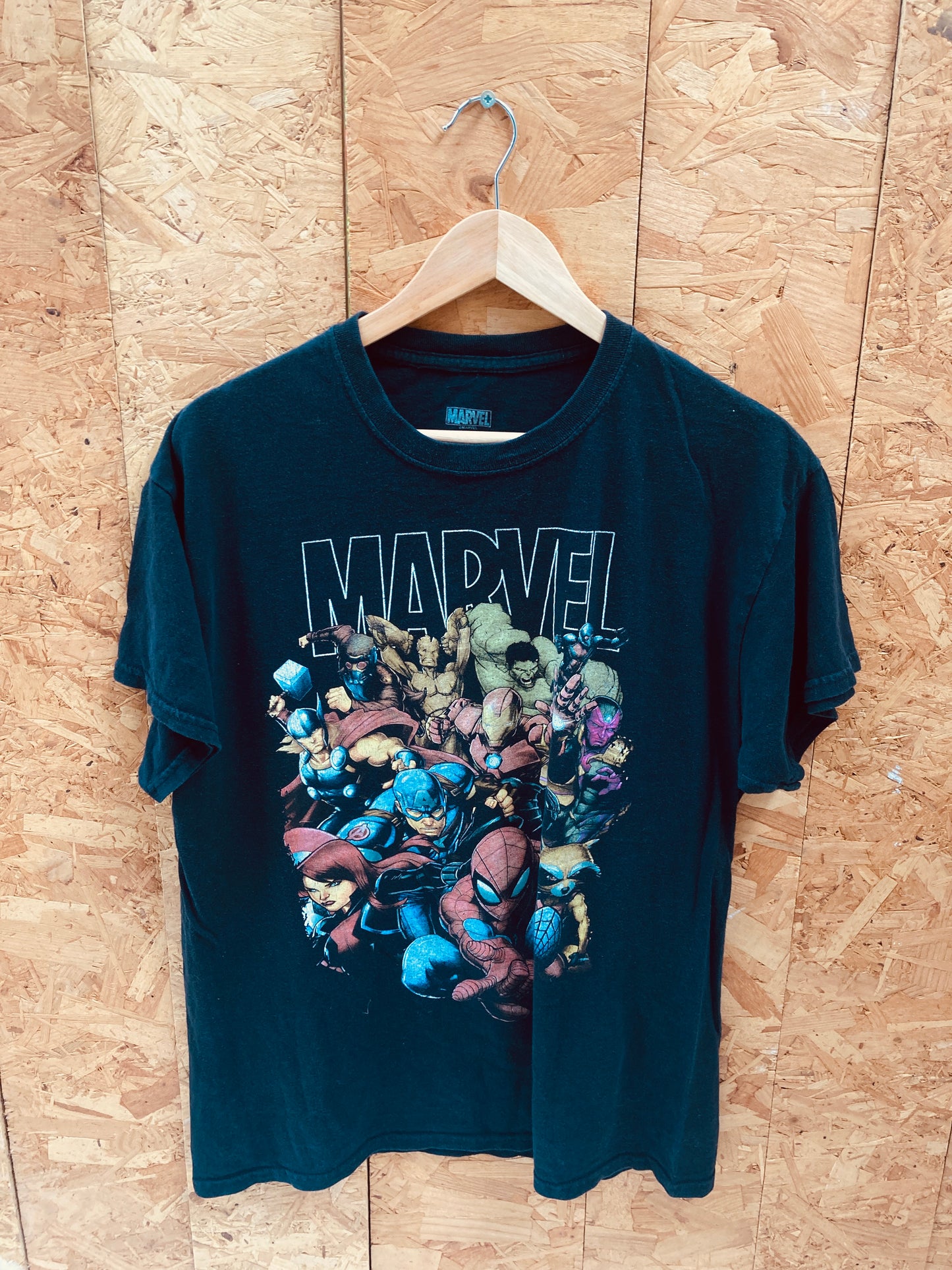 Vintage Y2K Marvel Comics super heroes black faded souvenir t-shirt size large