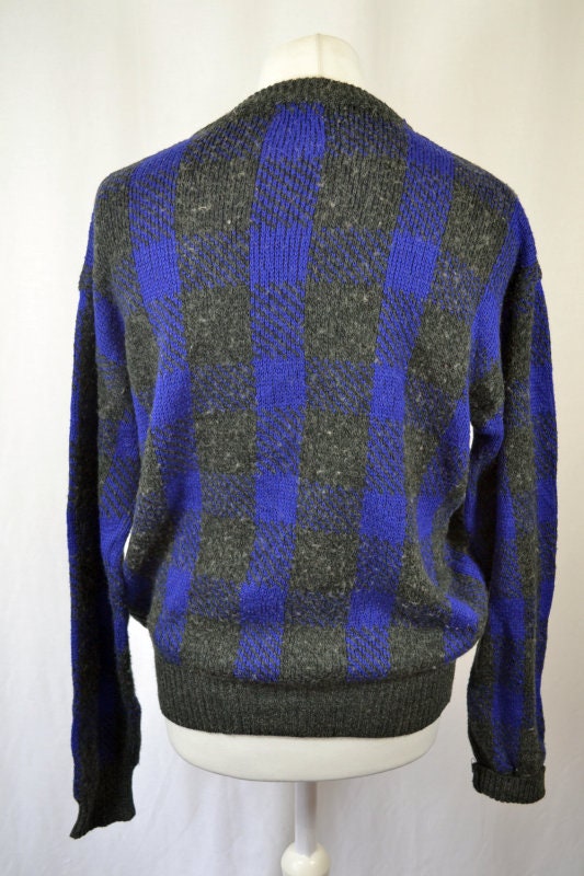 Vintage 90s charcoal blue knitted wool & acrylic stripe squares pattern jumper pullover size large b