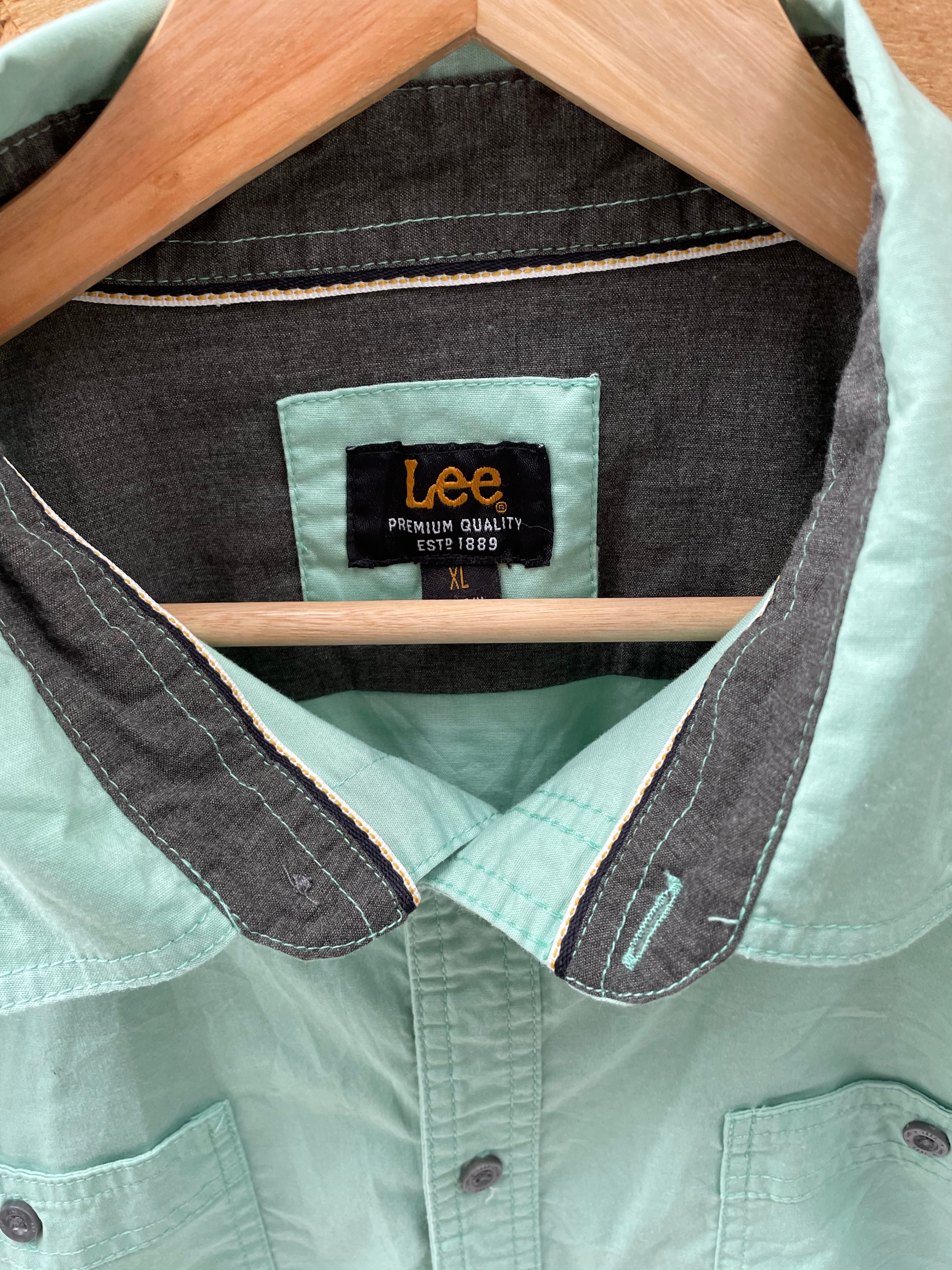 Vintage Lee Men's XL Mint Green Short Sleeve Button-Down Shirt