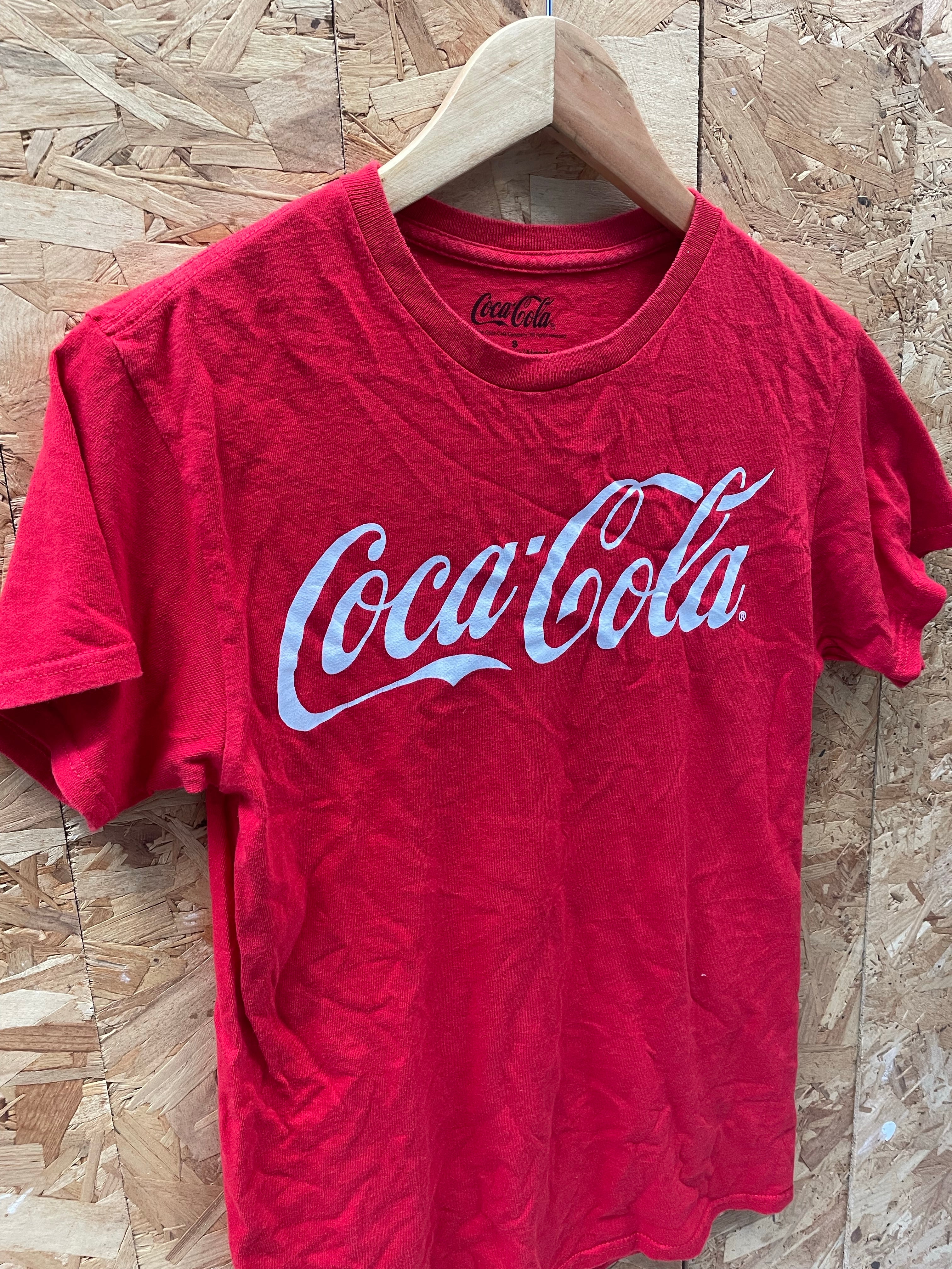 Coca-Cola Red Men's Graphic T-Shirt Size Small