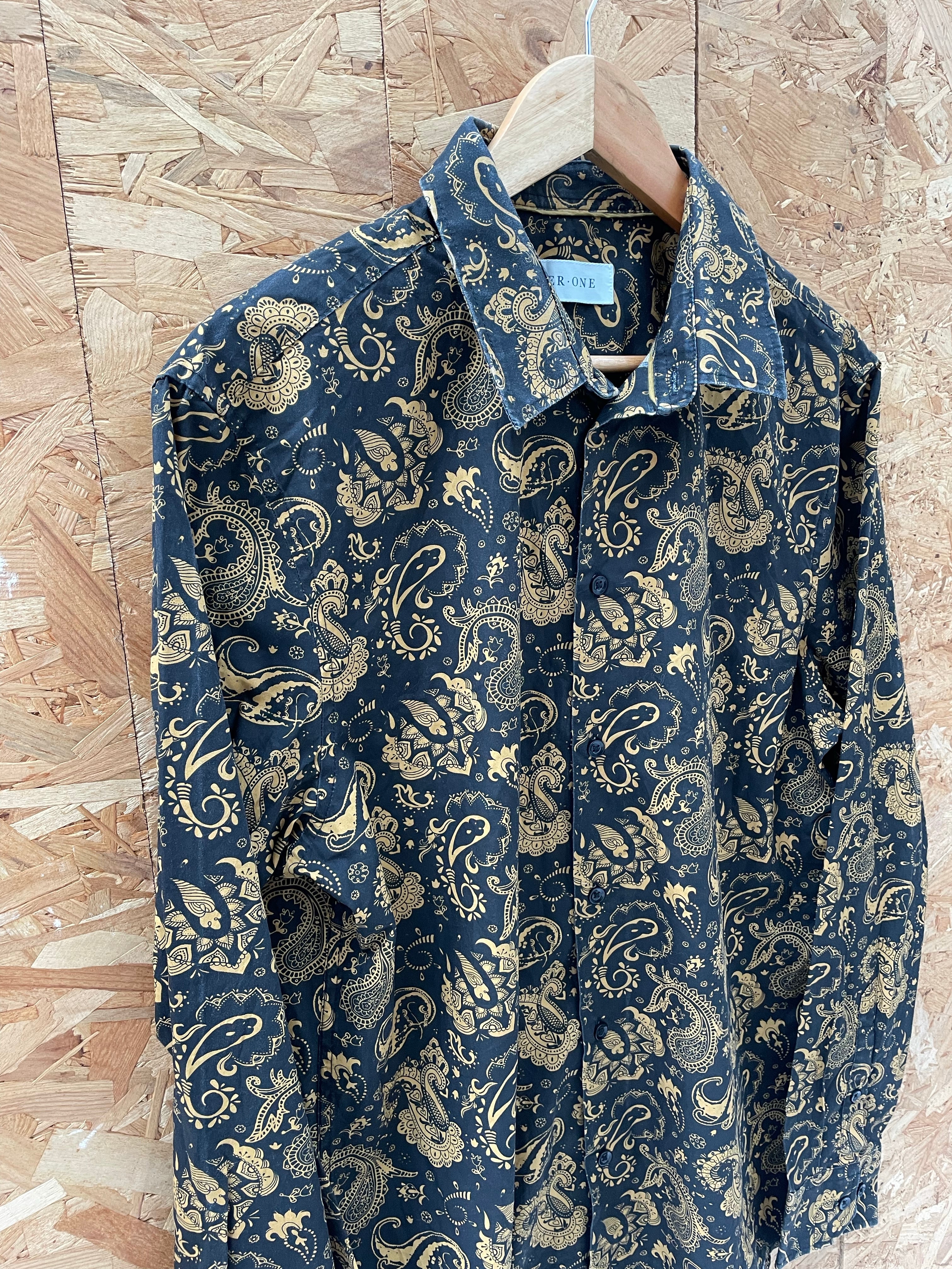 Vintage Y2K Men's Black &amp; Gold Paisley Long Sleeve Shirt Size L by Pier One