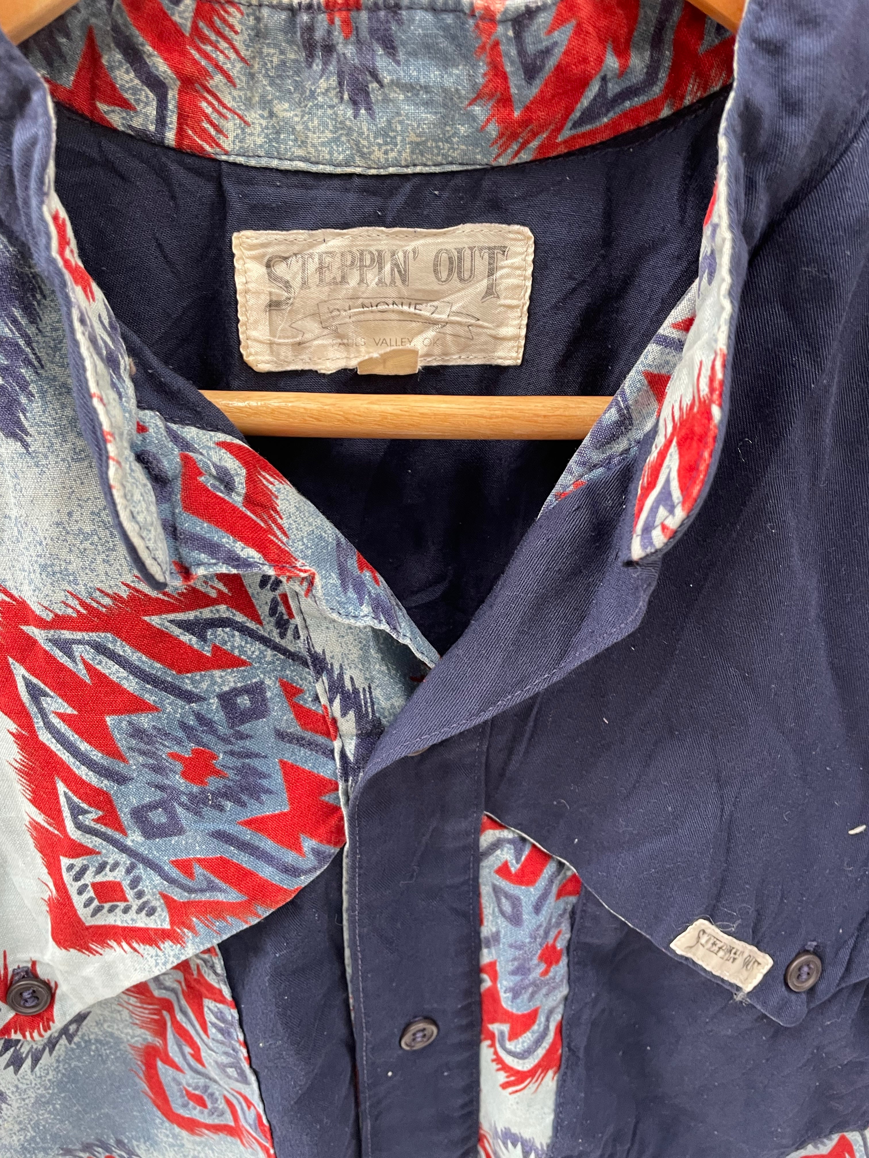 Vintage 80s Blue Red Southwestern Pattern Cowboy Shirt Size L by Steppin' Out