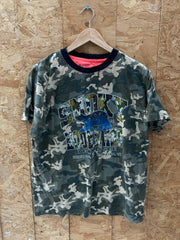 Vintage Y2K Smokey Mountain Gatlinburg USA camouflage camo  t-shirt size medium