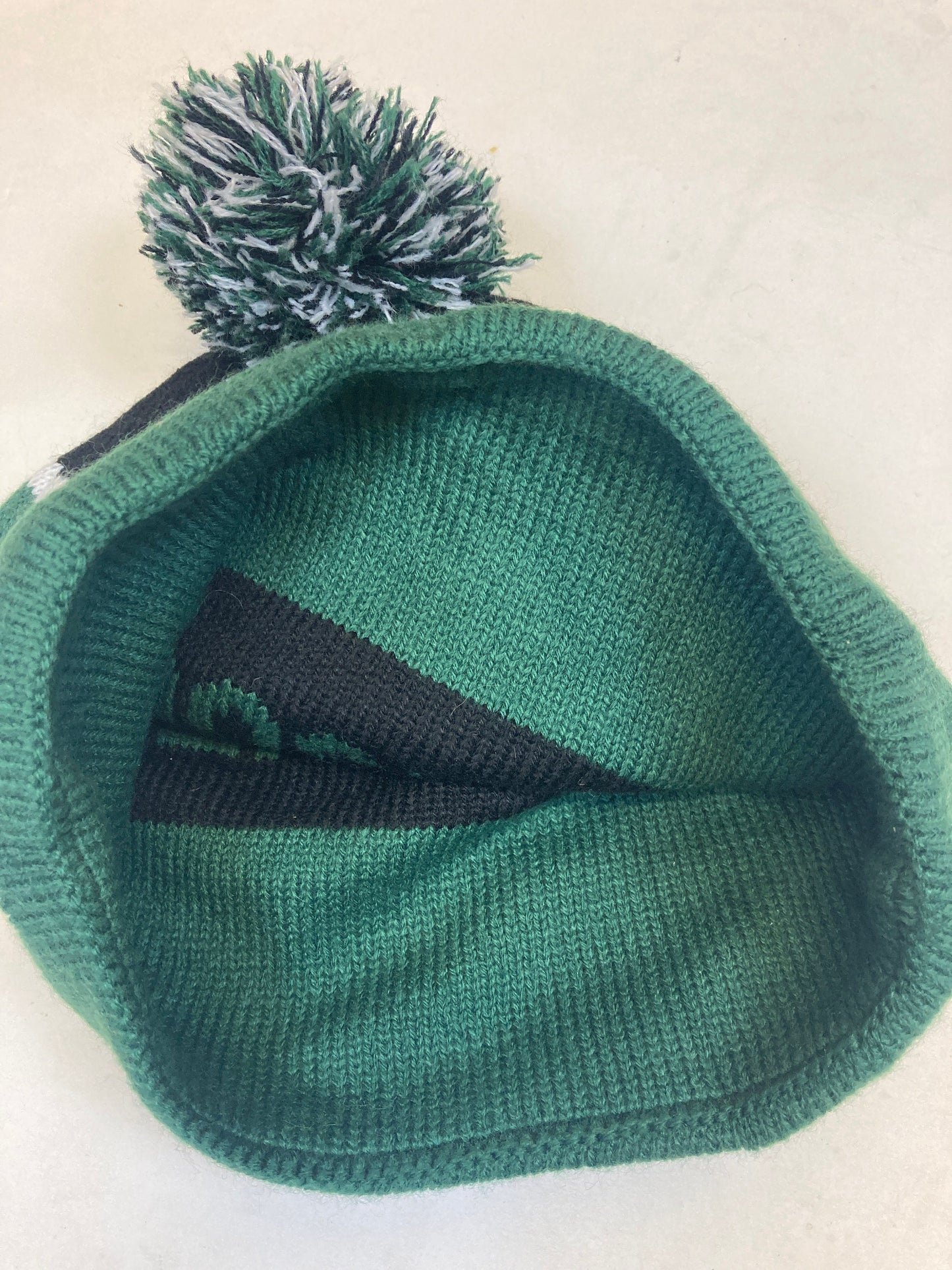 Vintage green black Moosehead spell out winter ice hockey beanie bobble hat