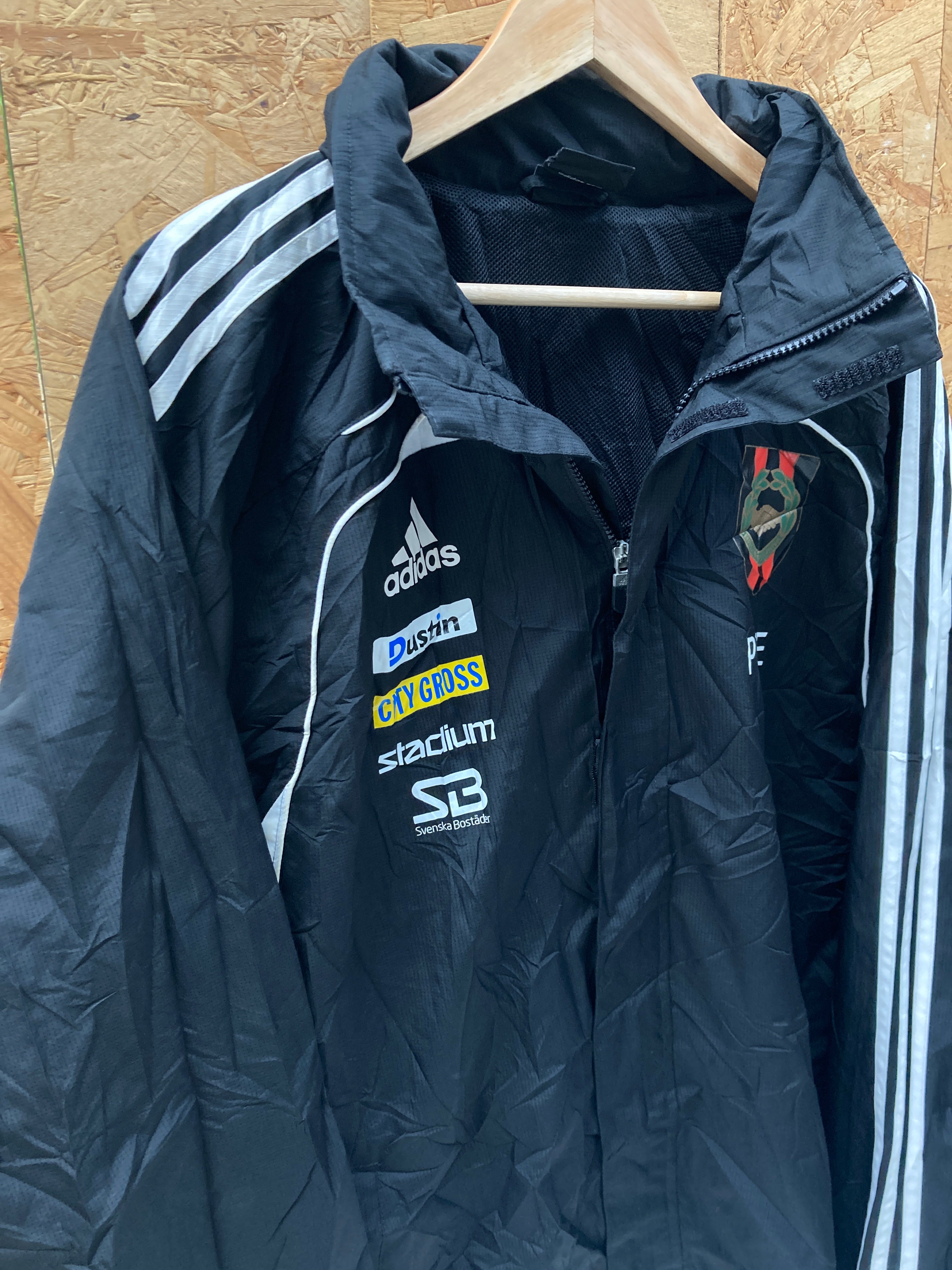 Vintage Adidas black white City Gross football squad windbreaker jacket size XL